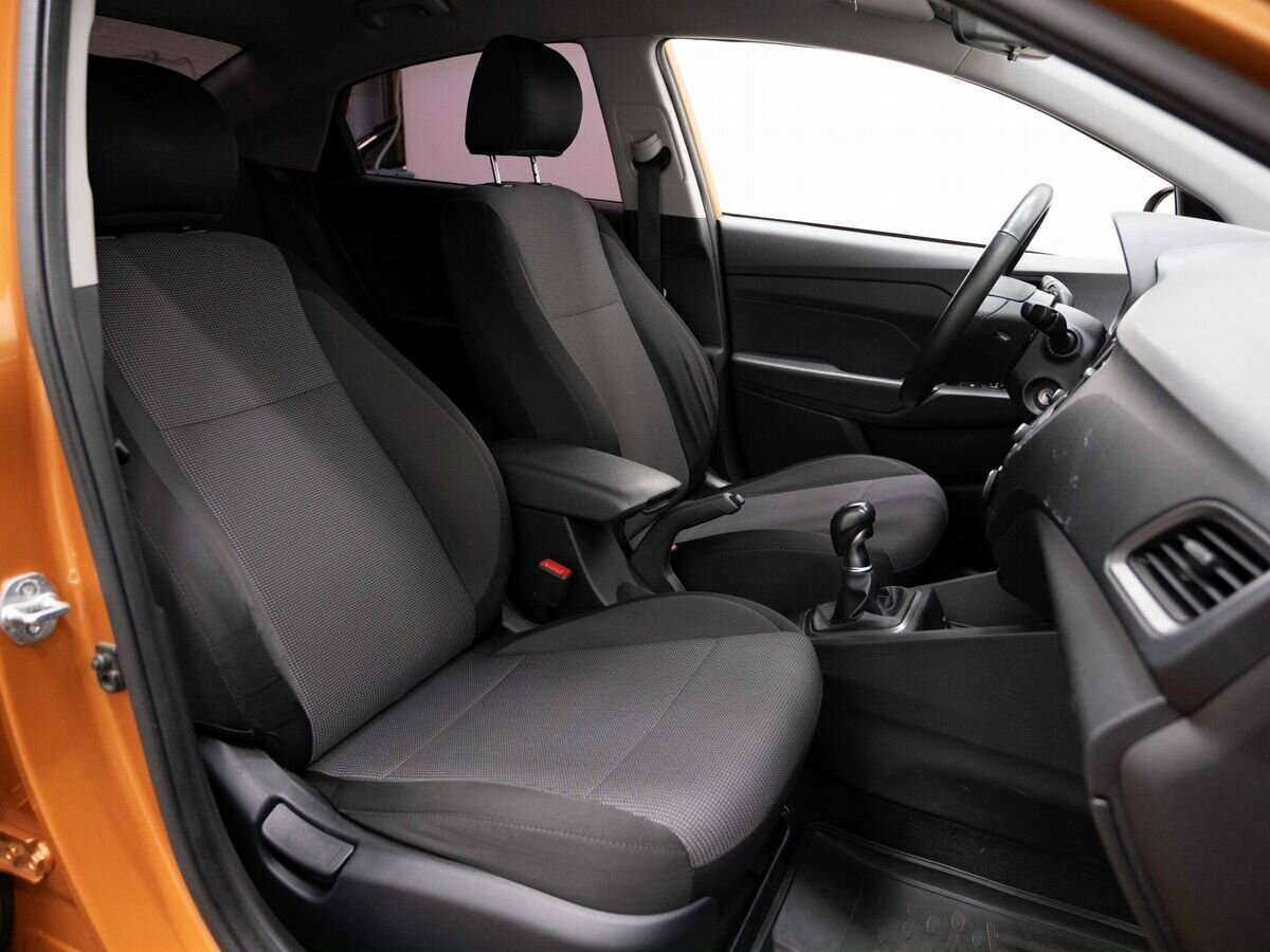 Hyundai Solaris б/у, 2018, Механическая. Фото: #11