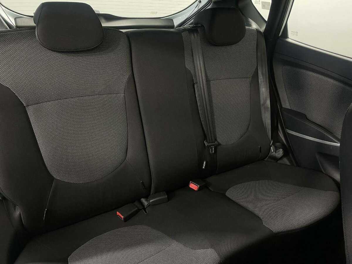 Hyundai Solaris б/у, 2012, Механическая. Фото: #14