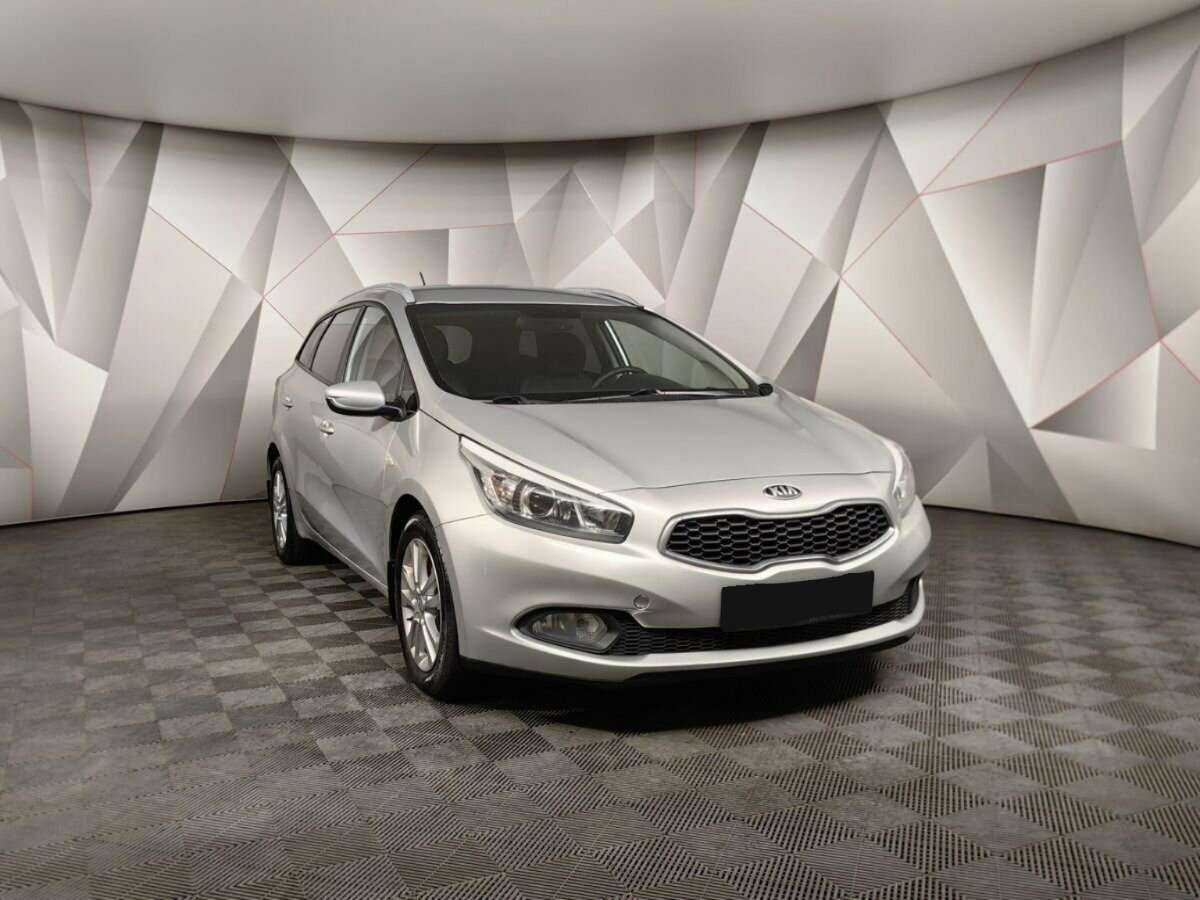 Kia Ceed б/у, 2015, Автоматическая. Фото: #2