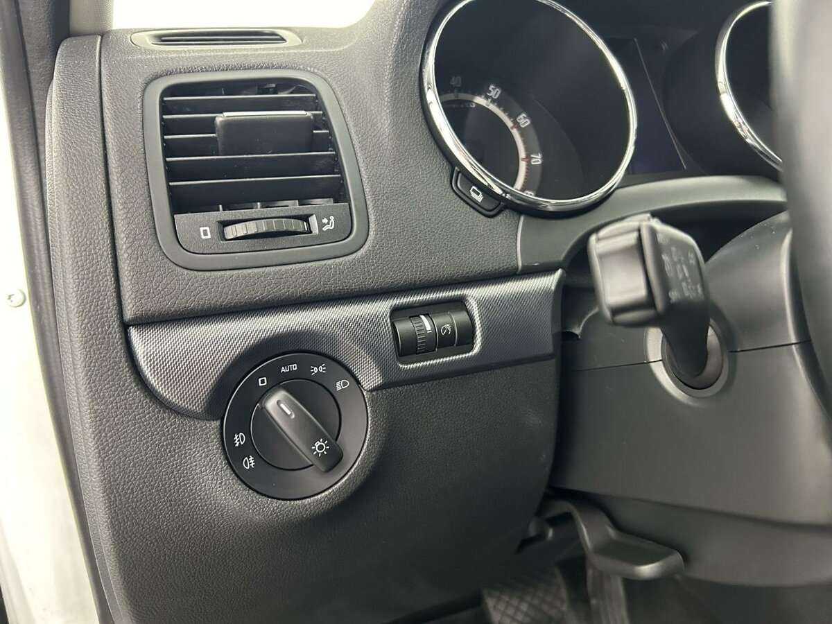 Skoda Yeti б/у, 2017, Роботизированная. Фото: #8