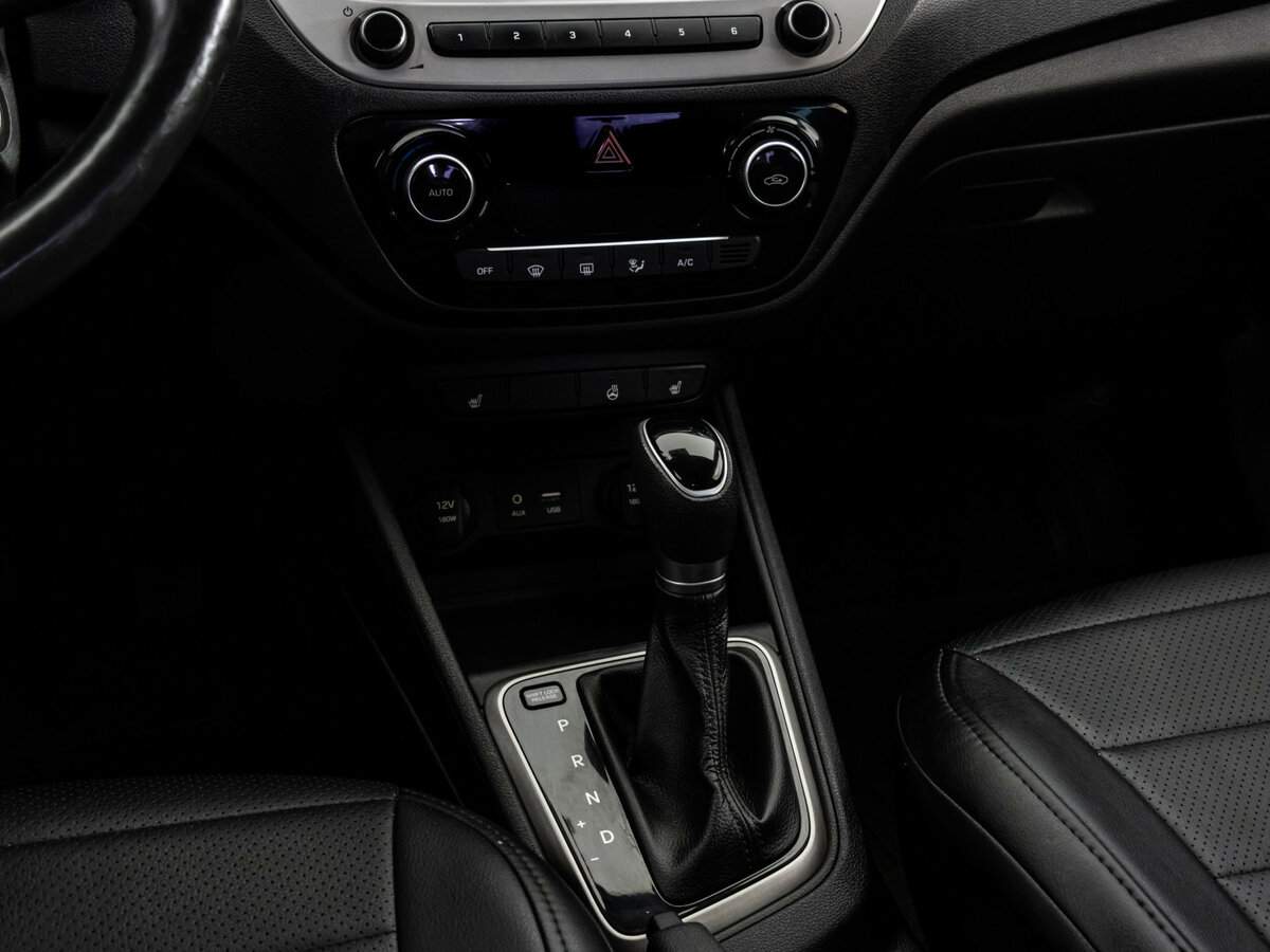 Hyundai Solaris б/у, 2018, Автоматическая. Фото: #11