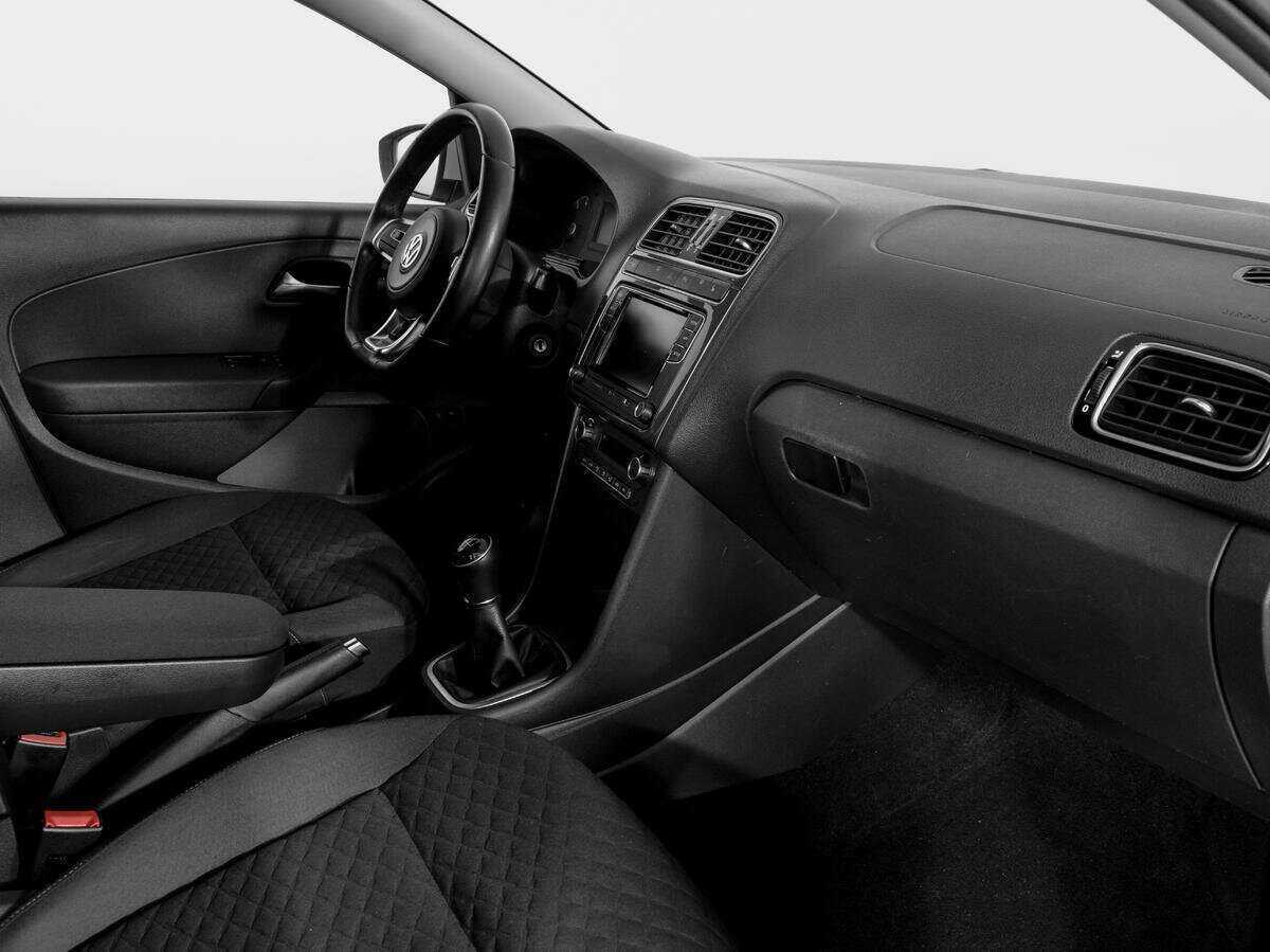 Volkswagen Polo б/у, 2020, Механическая. Фото: #8