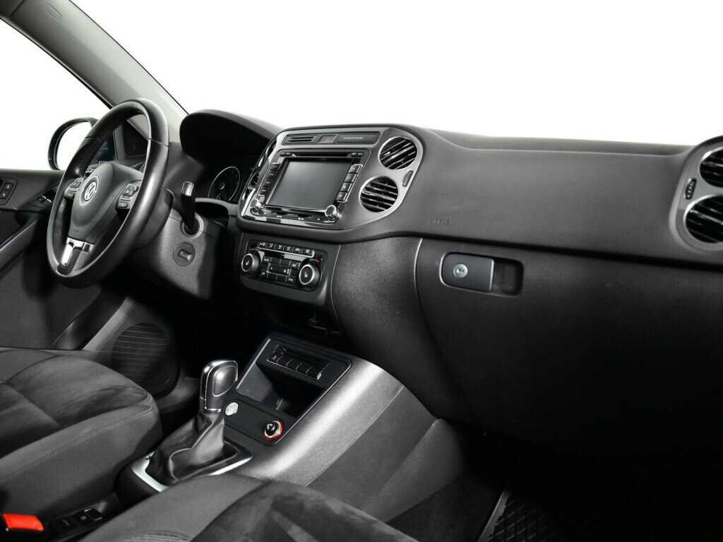 Volkswagen Tiguan б/у, 2012, Автоматическая. Фото: #8