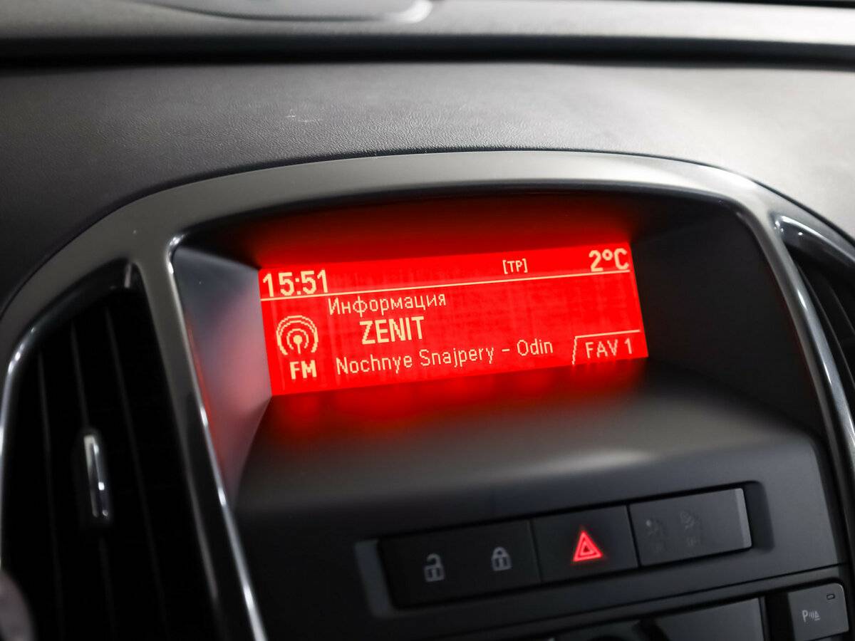 Opel Astra б/у, 2012, Механическая. Фото: #13