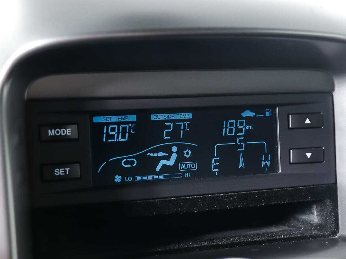 Chevrolet Captiva б/у, 2013, Автоматическая. Фото: #20