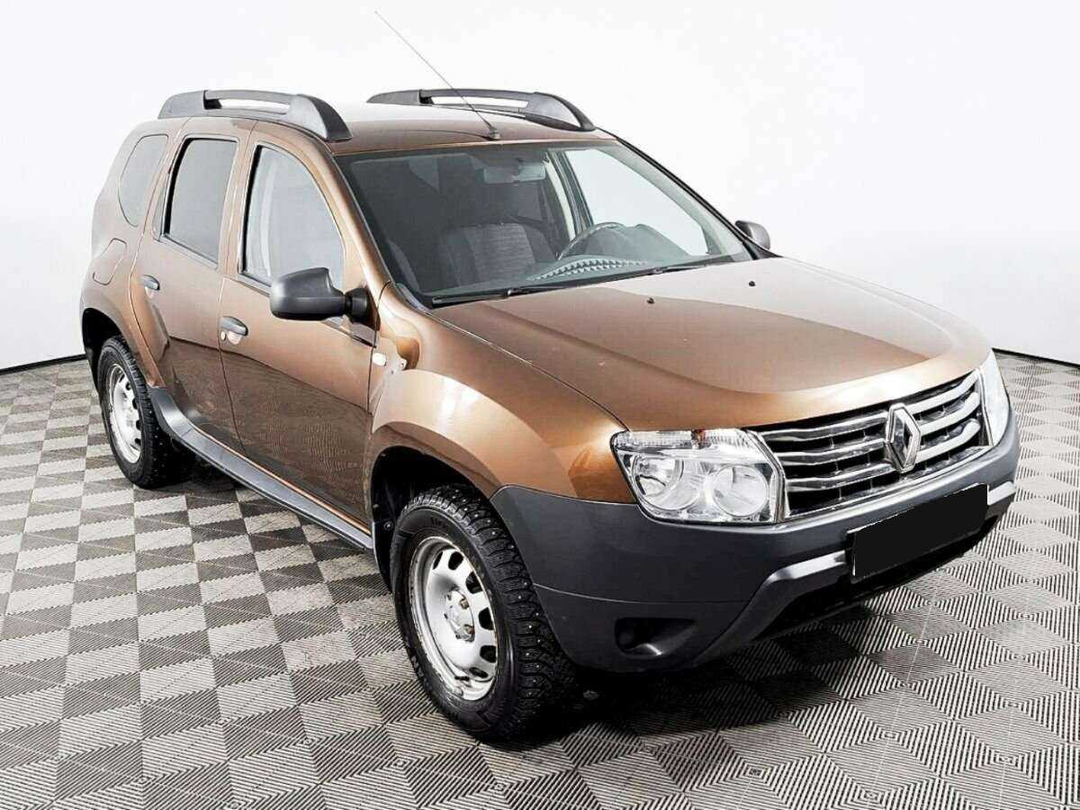 Renault Duster б/у, 2014, Механическая. Фото: #2