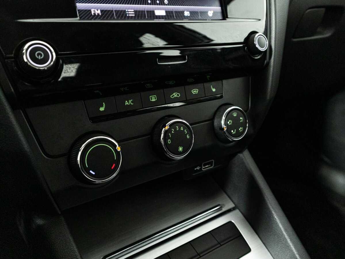 Skoda Octavia б/у, 2019, Автоматическая. Фото: #14