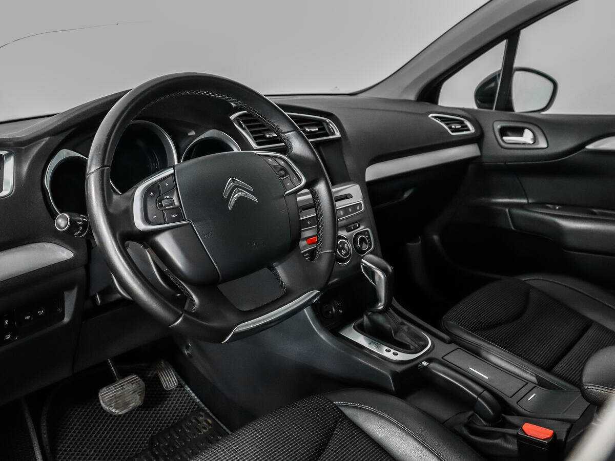 Citroen C4 б/у, 2017, Автоматическая. Фото: #8