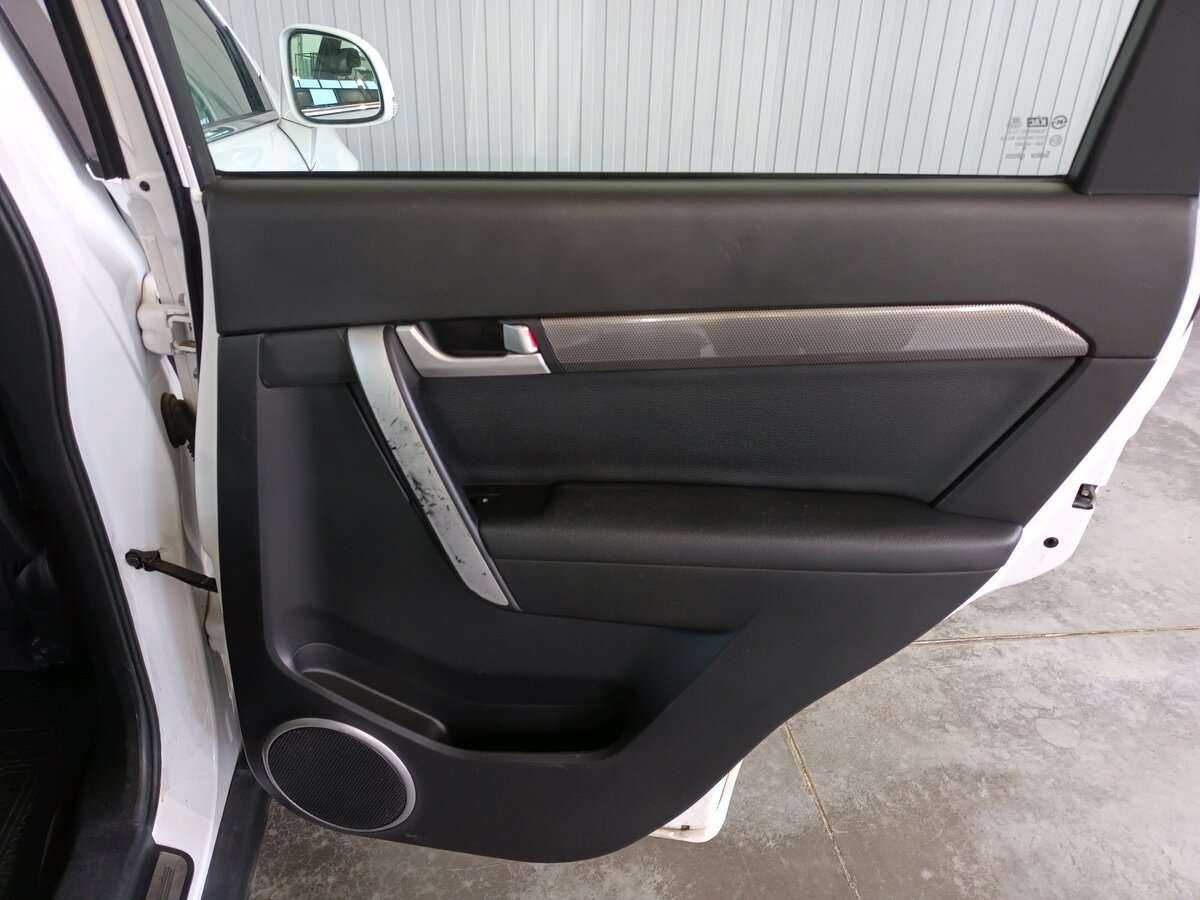 Chevrolet Captiva б/у, 2013, Автоматическая. Фото: #20