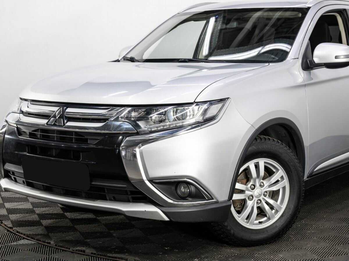 Mitsubishi Outlander б/у, 2016, Вариатор. Фото: #6
