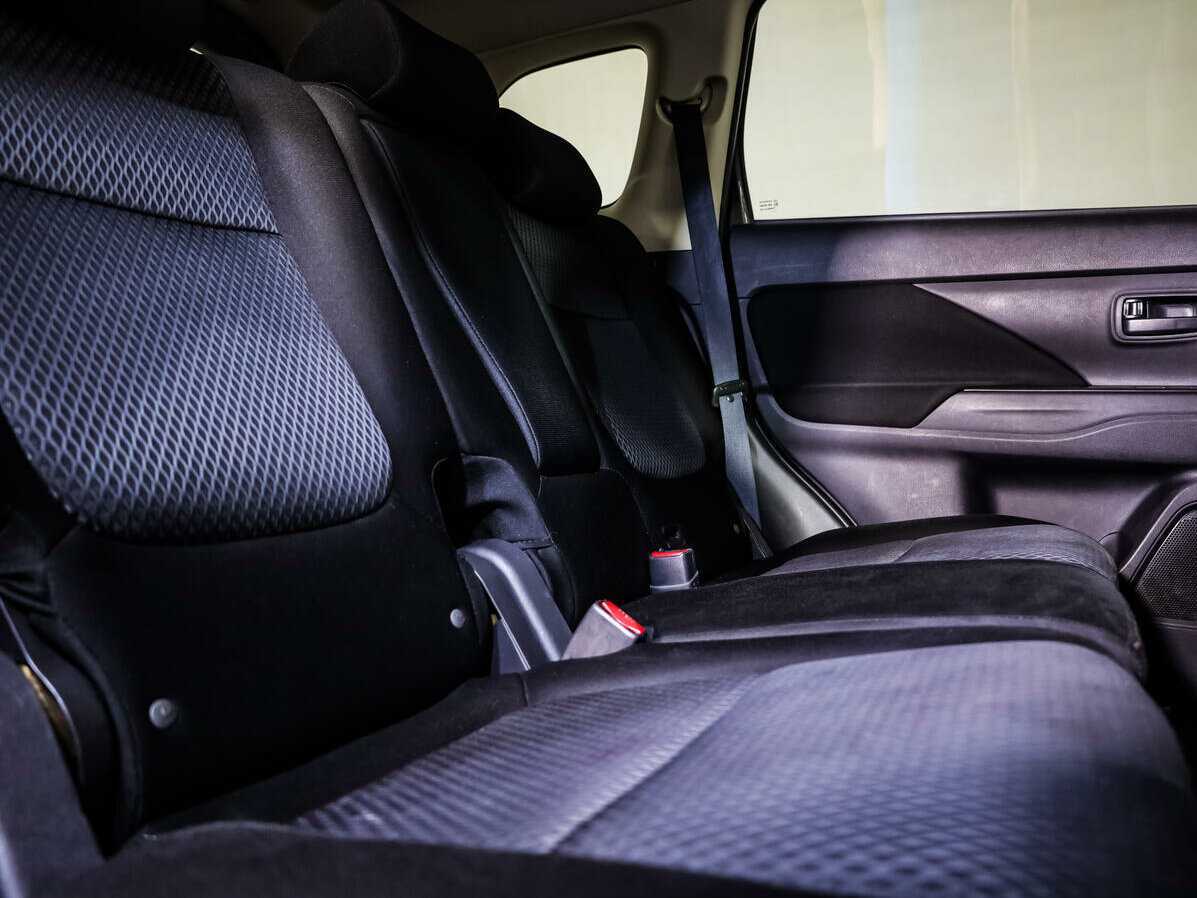 Mitsubishi Outlander б/у, 2015, Вариатор. Фото: #10