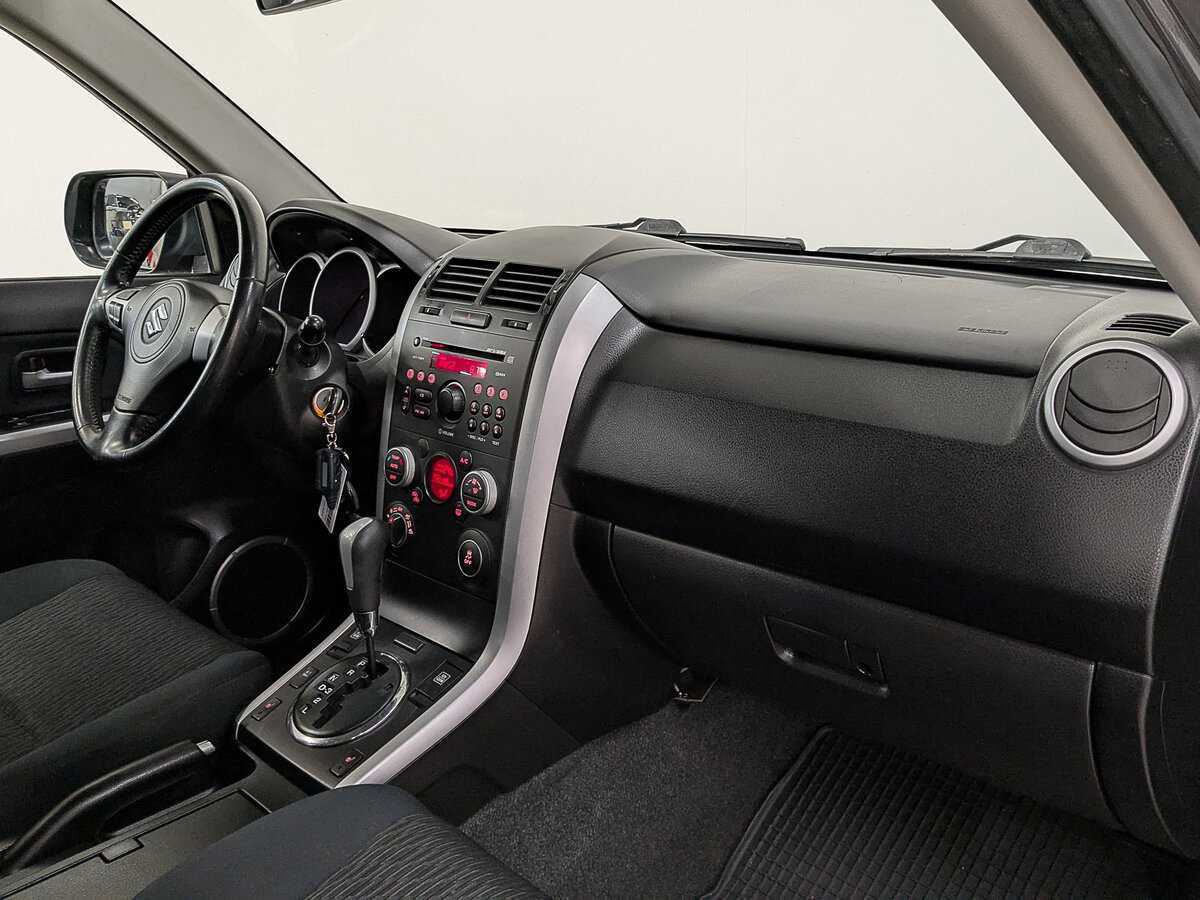 Suzuki Grand Vitara б/у, 2013, Автоматическая. Фото: #12