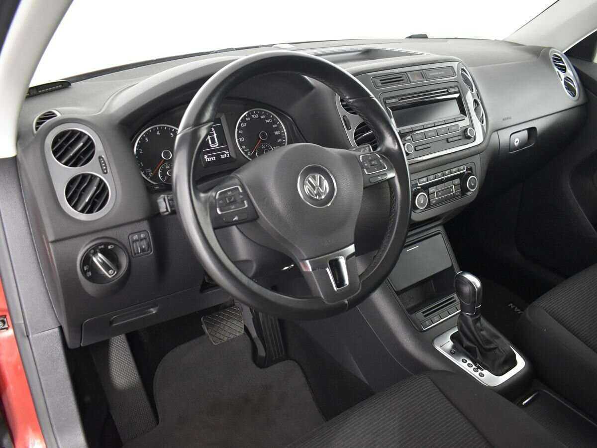 Volkswagen Tiguan б/у, 2012, Автоматическая. Фото: #6