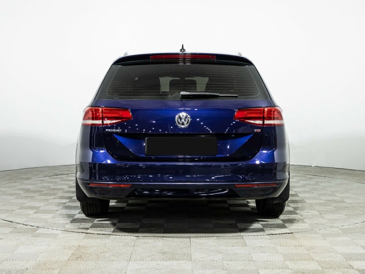 Volkswagen Passat б/у, 2017, Механическая. Фото: #4