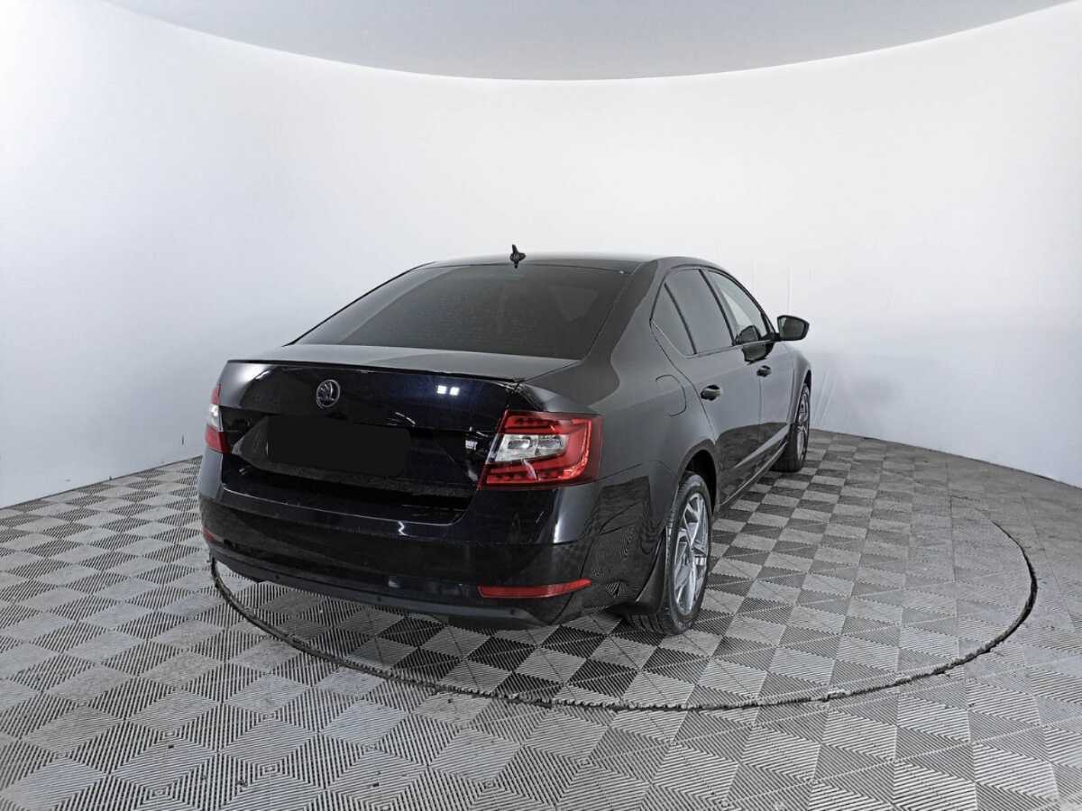 Skoda Octavia б/у, 2018, Роботизированная. Фото: #4