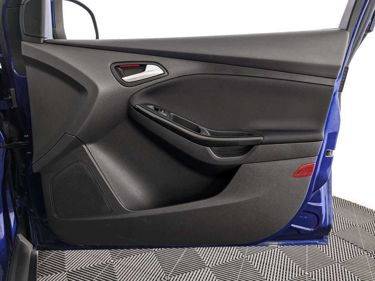 Ford Focus б/у, 2018, Автоматическая. Фото: #18