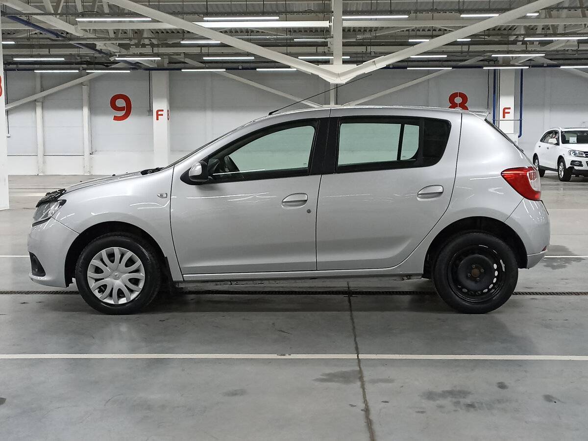 Renault Sandero б/у, 2017, Механическая. Фото: #7