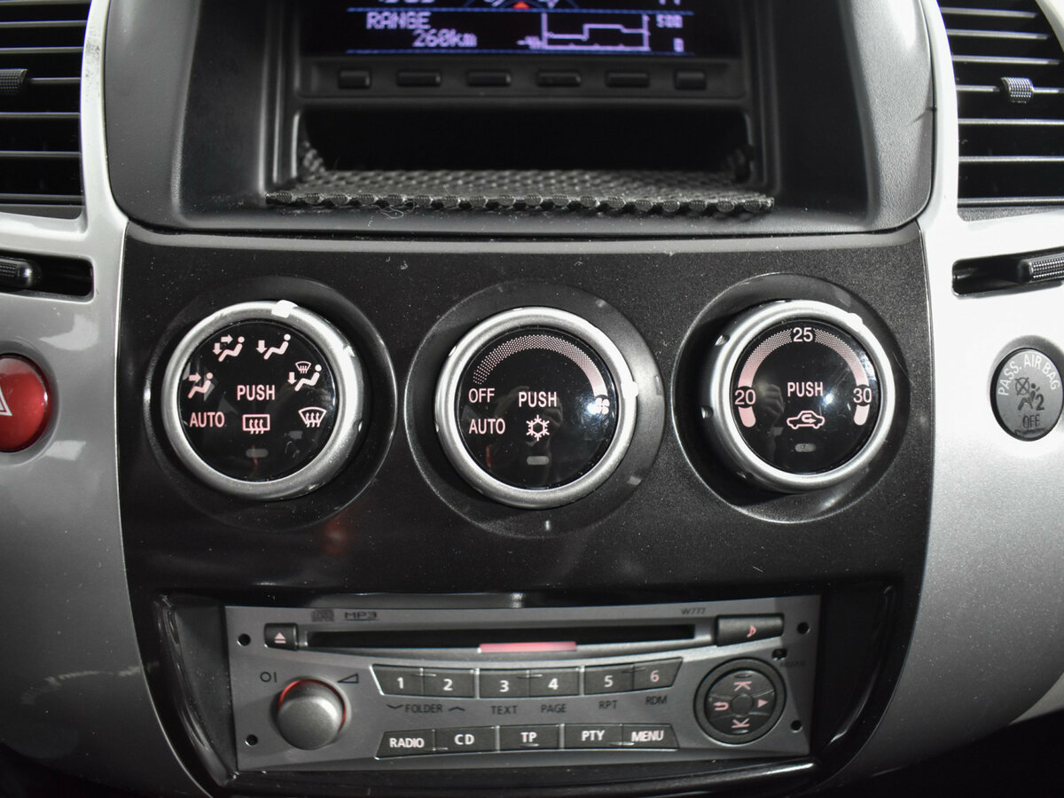 Mitsubishi Pajero Sport б/у, 2012, Автоматическая. Фото: #16