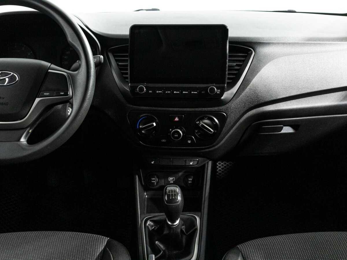 Hyundai Solaris б/у, 2019, Механическая. Фото: #13