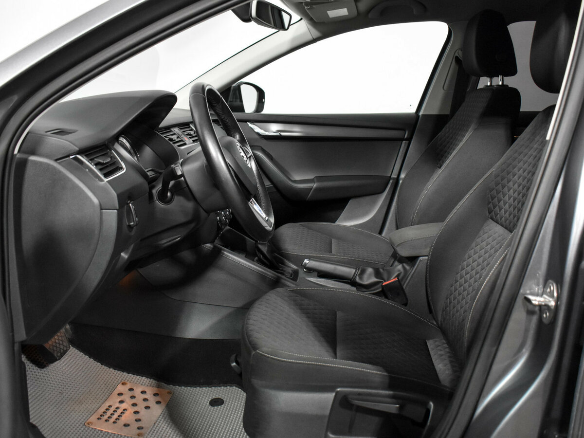 Skoda Octavia б/у, 2017, Роботизированная. Фото: #9