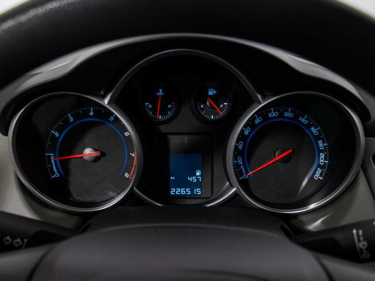 Chevrolet Cruze б/у, 2012, Механическая. Фото: #9