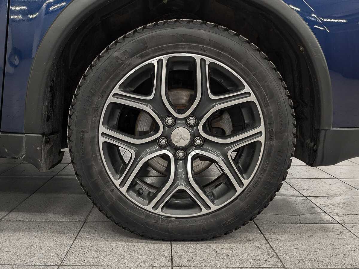 Mitsubishi Outlander б/у, 2014, Вариатор. Фото: #10