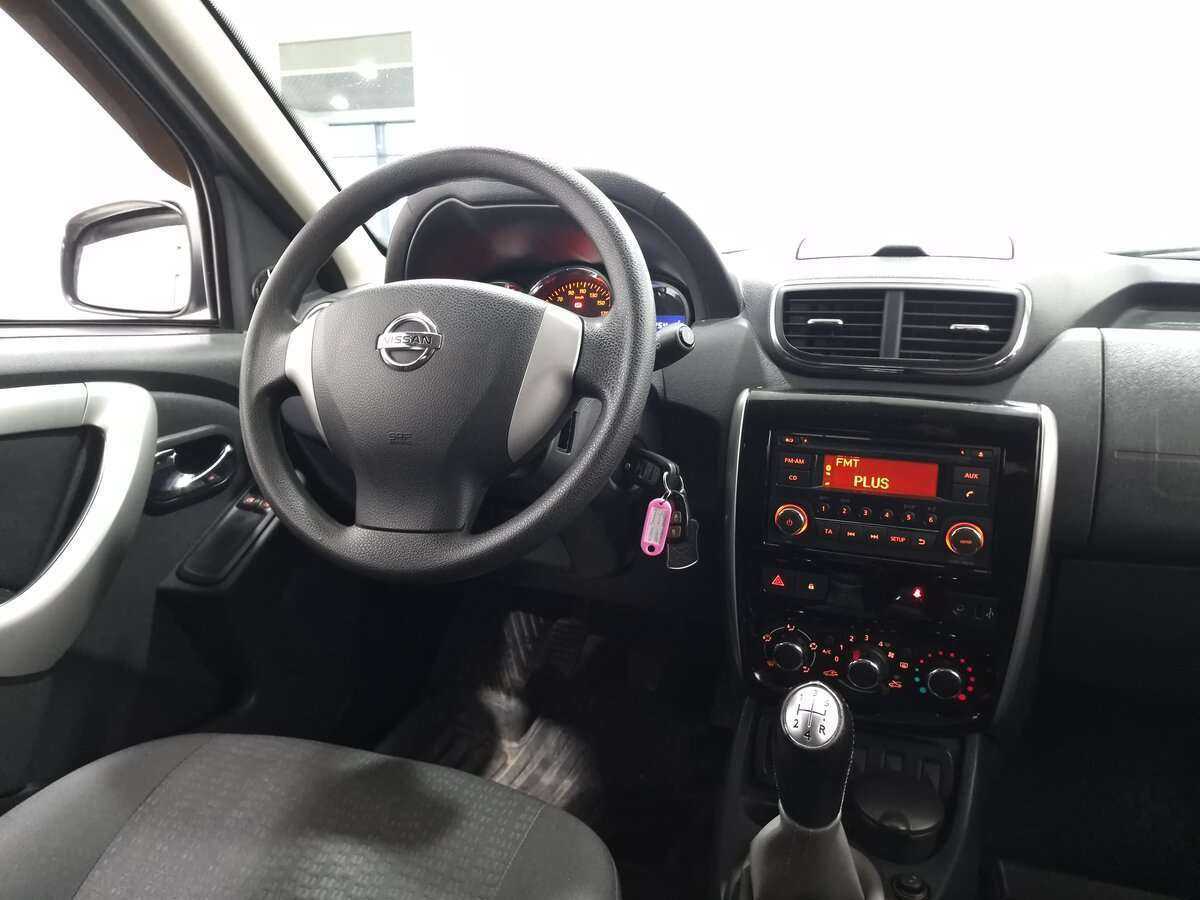 Nissan Terrano б/у, 2016, Механическая. Фото: #5
