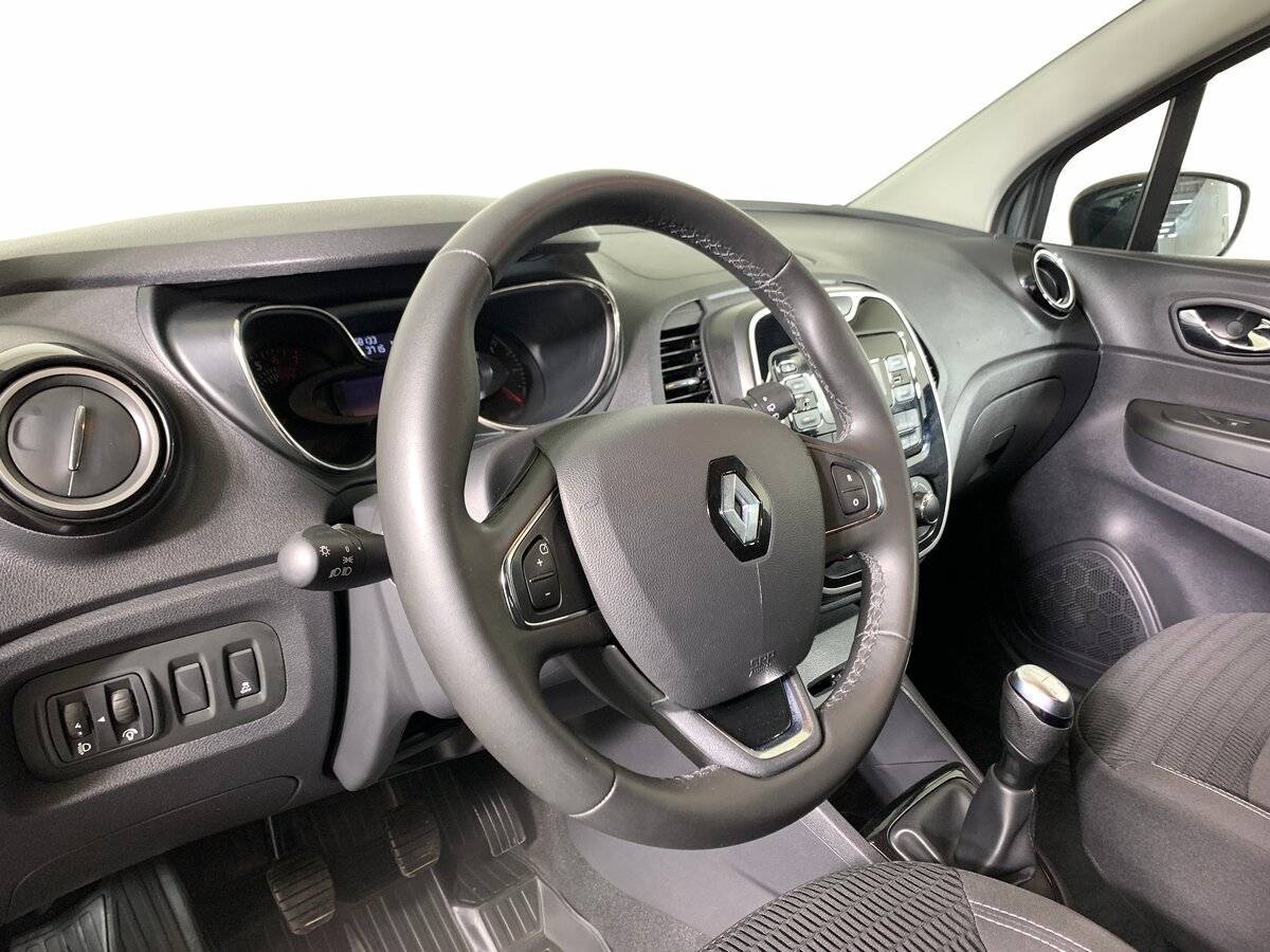 Renault Kaptur б/у, 2019, Механическая. Фото: #10