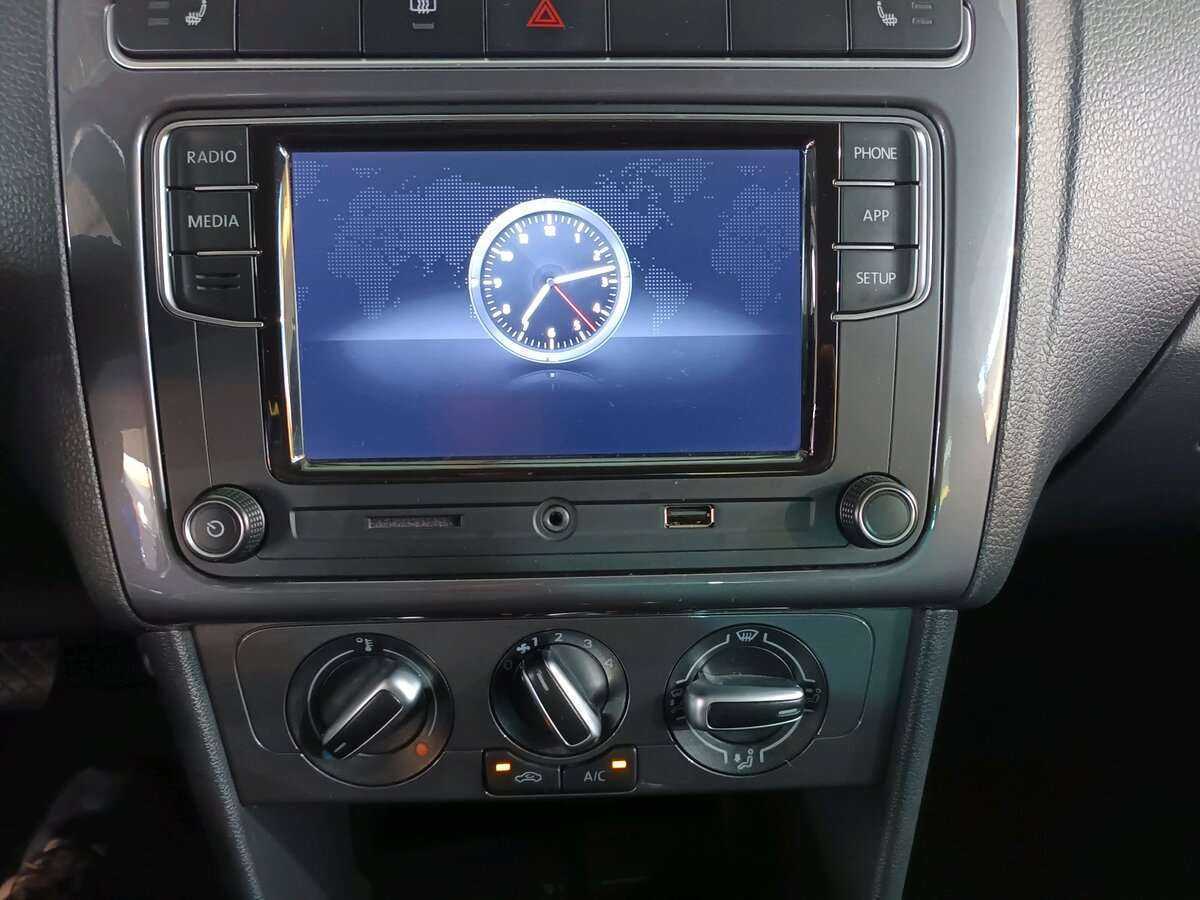 Volkswagen Polo б/у, 2019, Механическая. Фото: #17