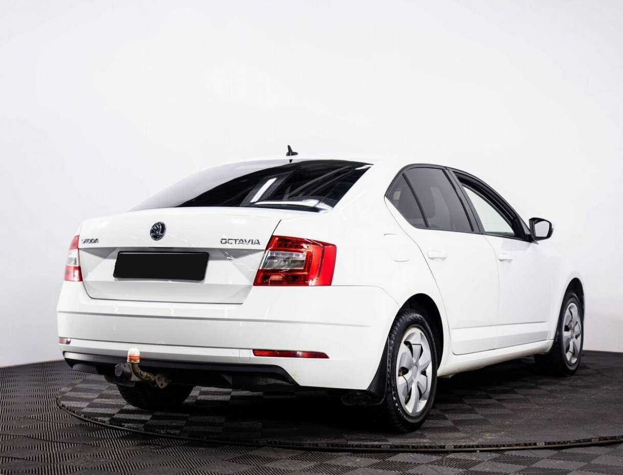 Skoda Octavia б/у, 2019, Механическая. Фото: #5