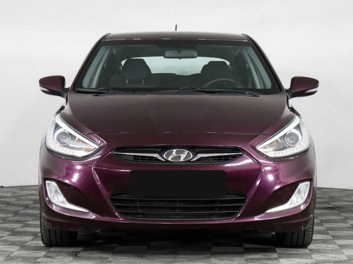 Hyundai Solaris б/у, 2014, Автоматическая. Фото: #1