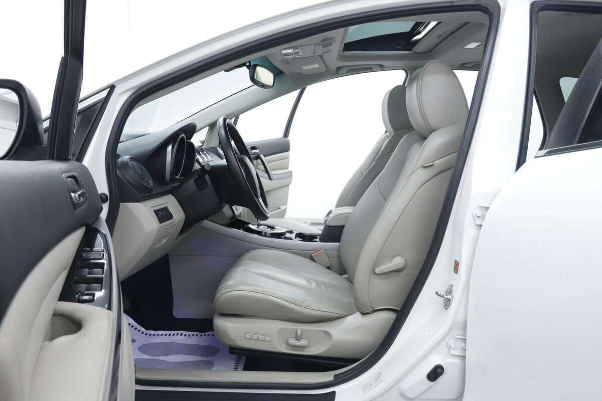 Mazda CX-7 б/у, 2012, Автоматическая. Фото: #6