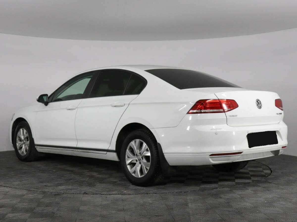 Volkswagen Passat б/у, 2016, Роботизированная. Фото: #6