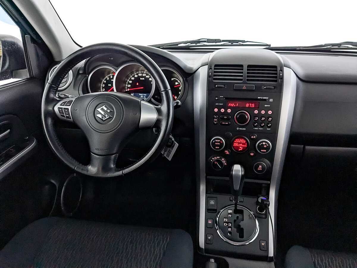 Suzuki Grand Vitara б/у, 2013, Автоматическая. Фото: #26