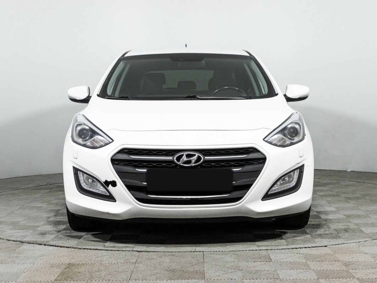 Hyundai i30 б/у, 2015, Автоматическая. Фото: #1