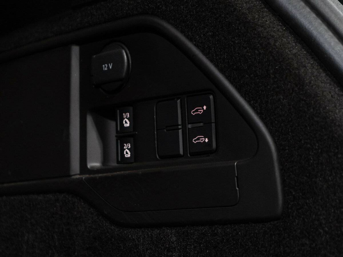 Volkswagen Touareg б/у, 2014, Автоматическая. Фото: #19