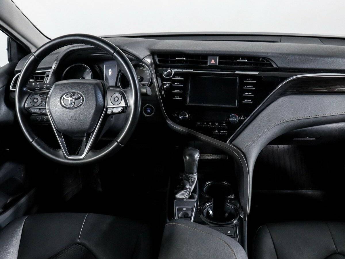 Toyota Camry б/у, 2019, Автоматическая. Фото: #9