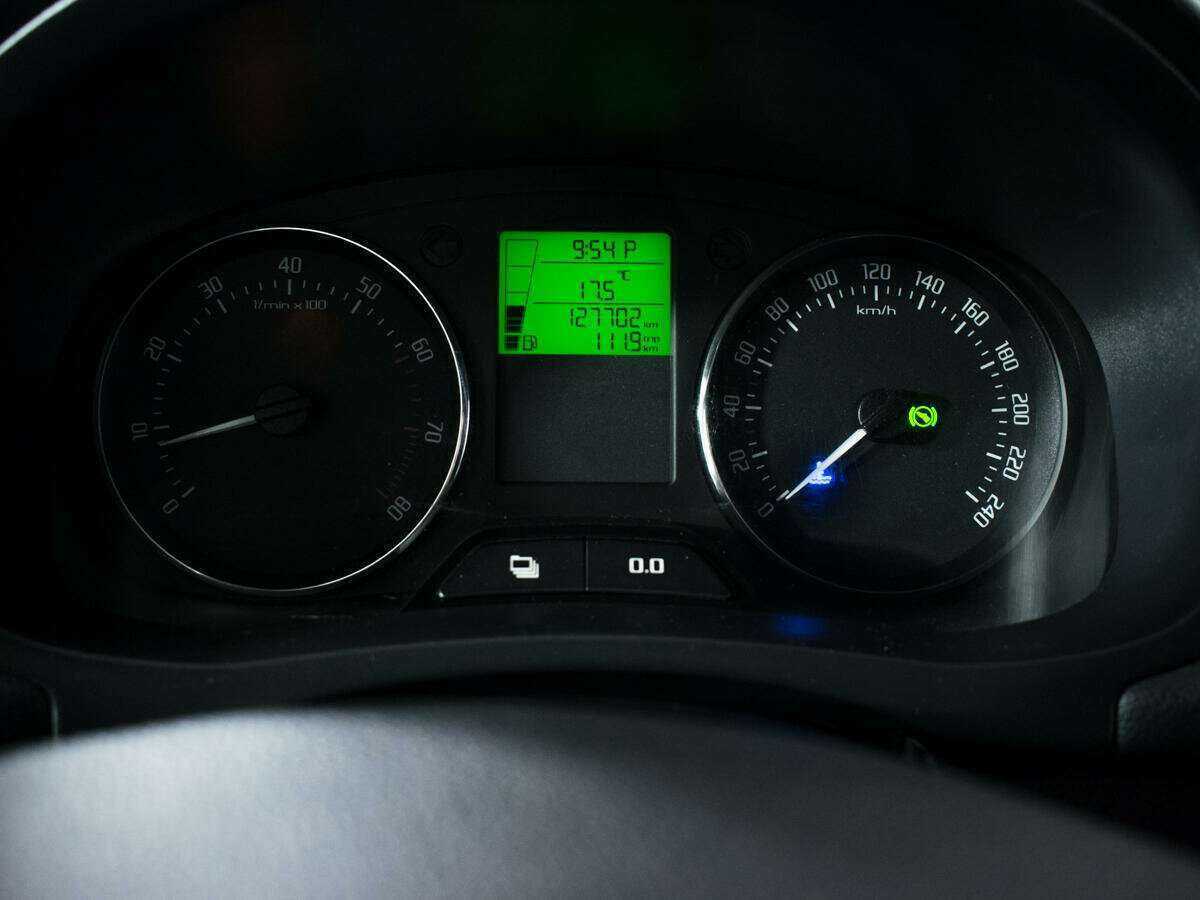 Skoda Fabia б/у, 2012, Роботизированная. Фото: #10