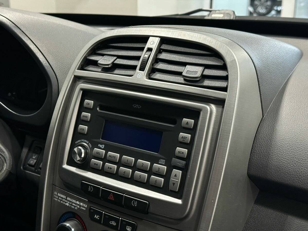 Chery Tiggo (T11) б/у, 2015, Роботизированная. Фото: #11