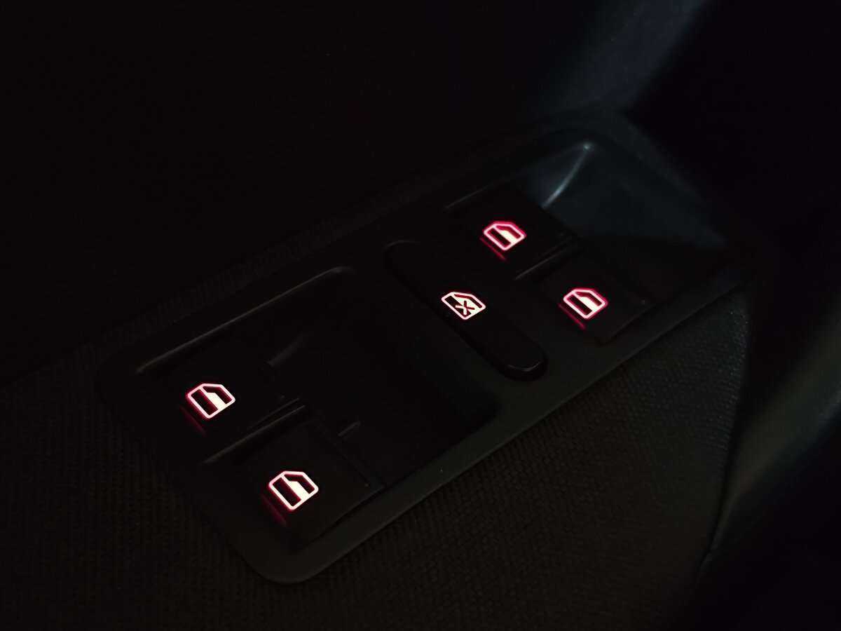 Volkswagen Polo б/у, 2018, Автоматическая. Фото: #18