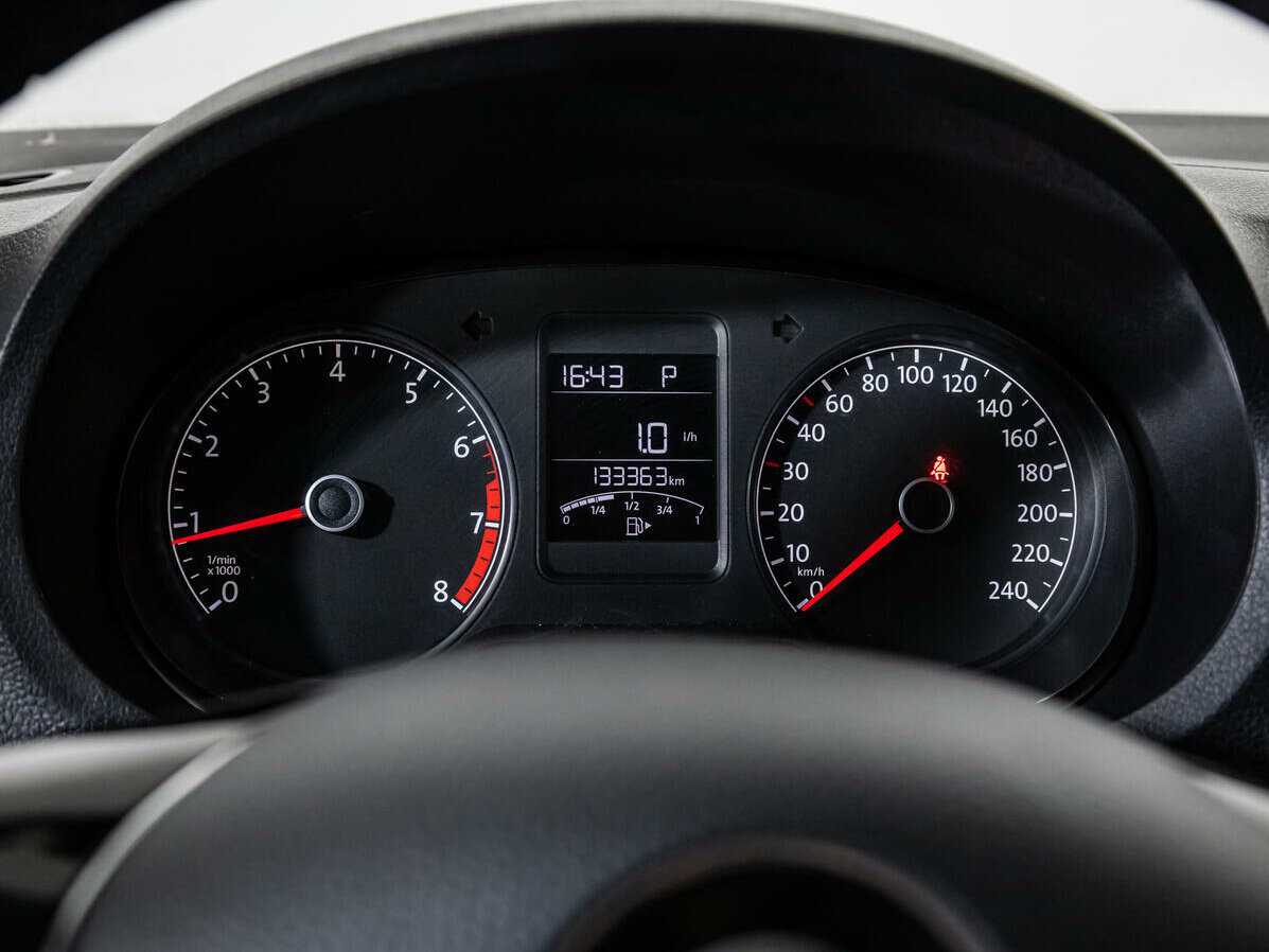 Volkswagen Polo б/у, 2016, Автоматическая. Фото: #11