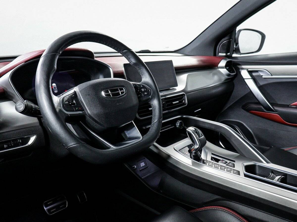 Geely Coolray б/у, 2021, Роботизированная. Фото: #13