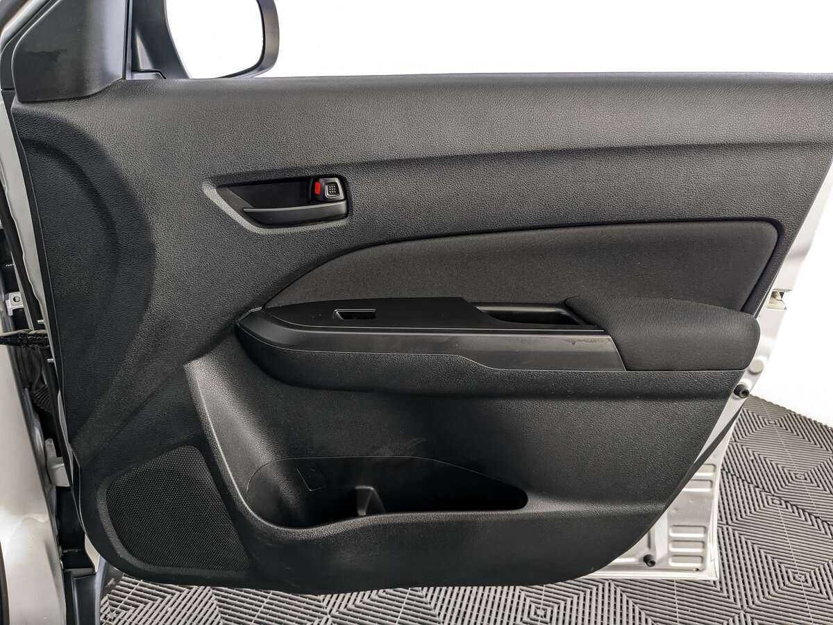 Suzuki Vitara б/у, 2019, Механическая. Фото: #24