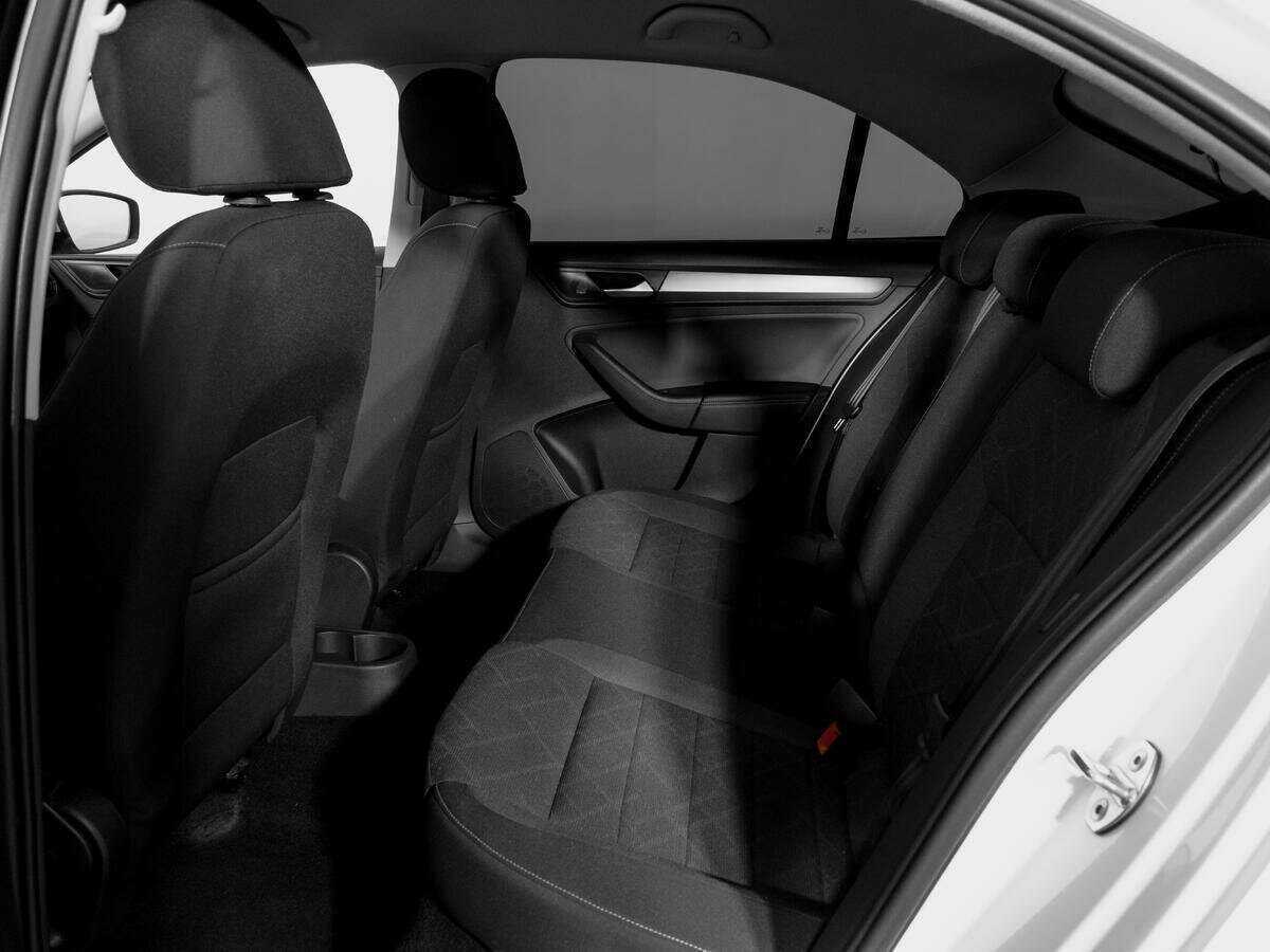 Volkswagen Polo б/у, 2020, Автоматическая. Фото: #9