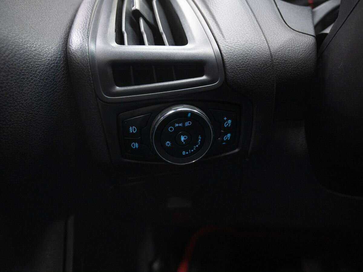 Ford Focus б/у, 2013, Роботизированная. Фото: #20