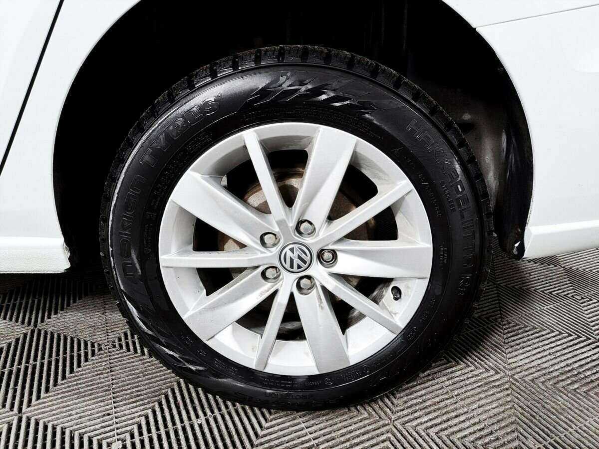 Volkswagen Polo б/у, 2019, Механическая. Фото: #16