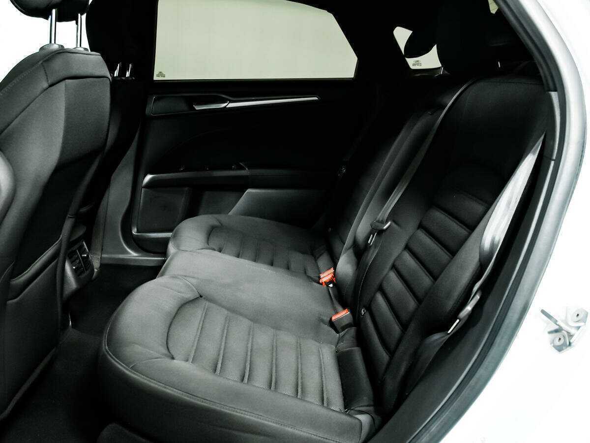 Ford Mondeo б/у, 2015, Автоматическая. Фото: #11