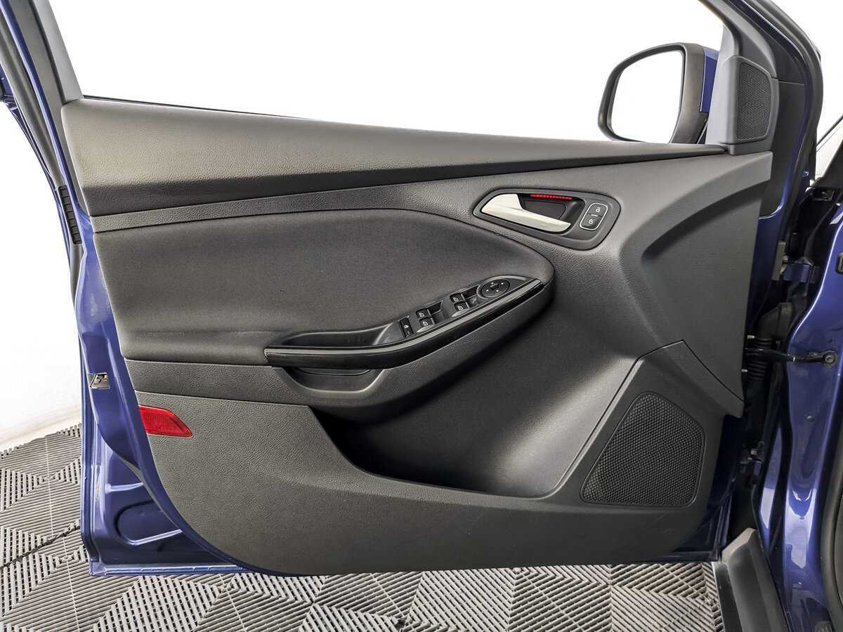 Ford Focus б/у, 2017, Автоматическая. Фото: #14