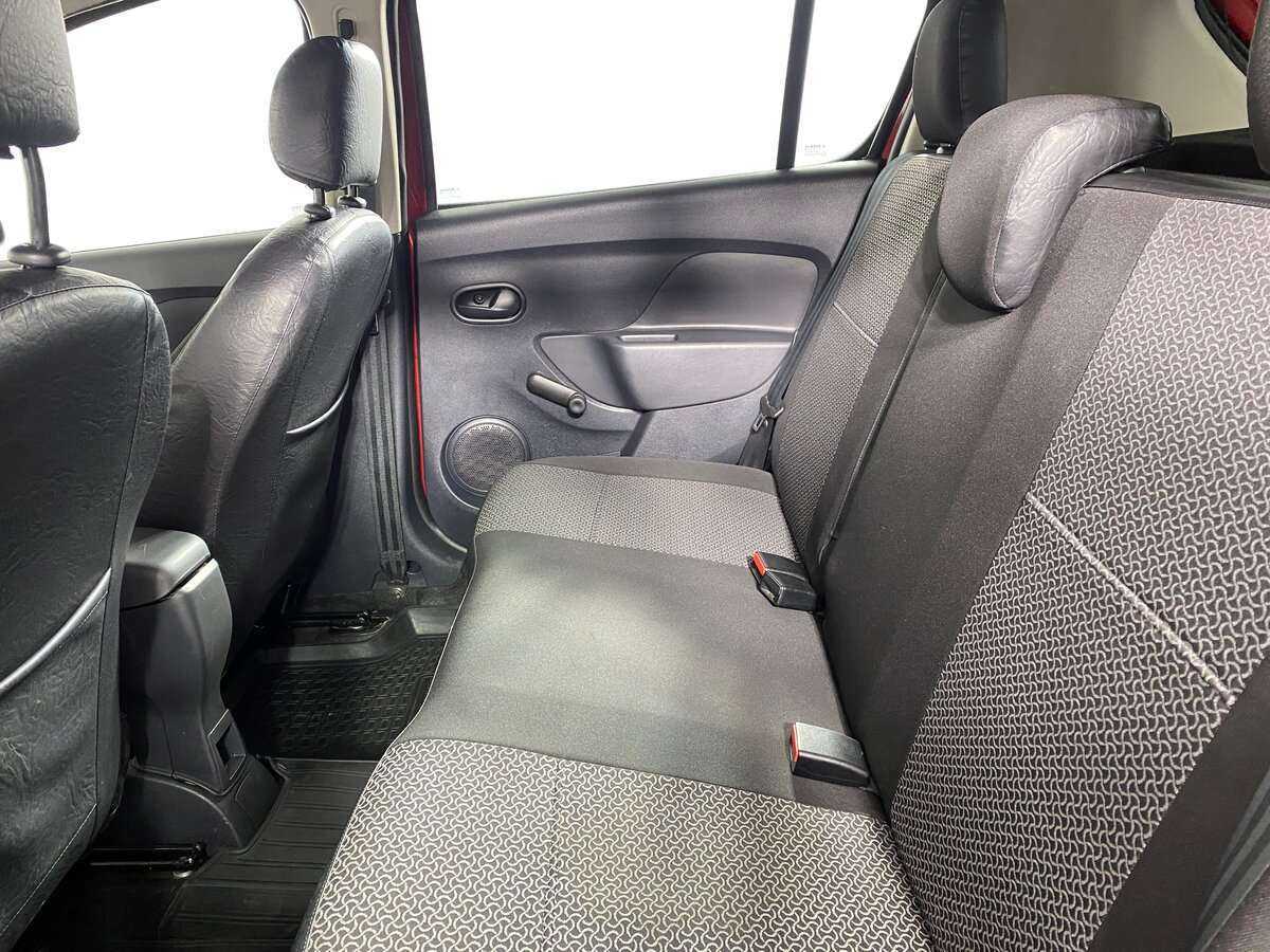 Renault Sandero б/у, 2015, Роботизированная. Фото: #10