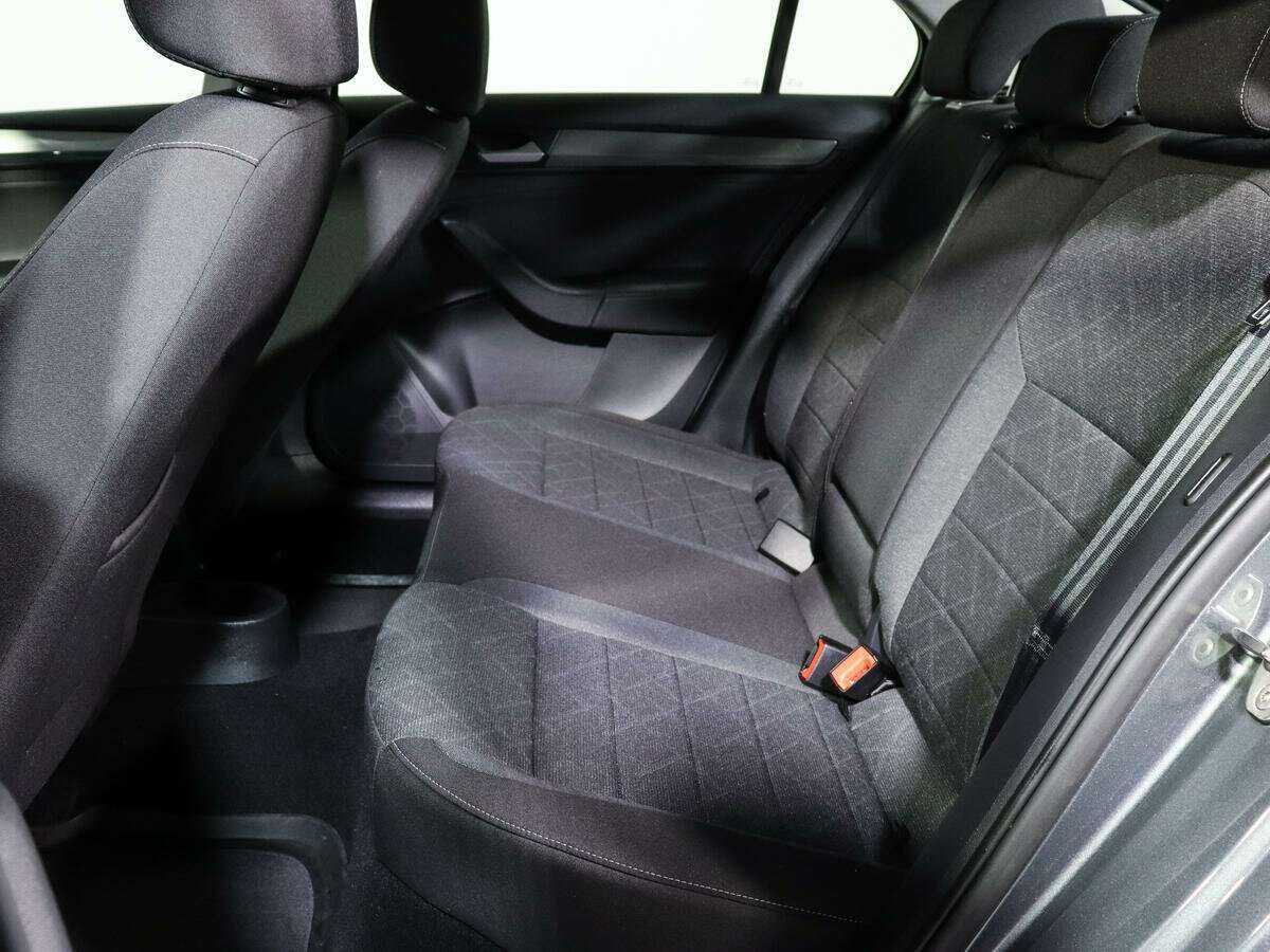 Volkswagen Polo б/у, 2021, Автоматическая. Фото: #6